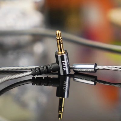 Yuin PKE หูฟังเอียบัดระดับเรือธง เสียงดี