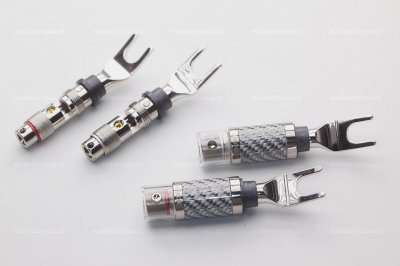FURUTECH CF-201 NCF(R) - High End Performance Spade connector (Carbon fiber finish) (2pcs/set)
