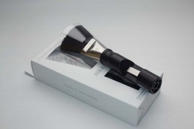 FURUTECH ASB-2 ion - High Performance Antistatic Brush with built-in Ionizer