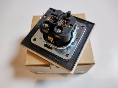 FURUTECH FP-SWS (G) - High Performance Schuko Wall Socket