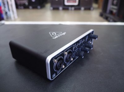 BEHRINGER Audio Interface UMC-202HD