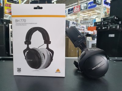 BEHRINGER BH 770 Headphones