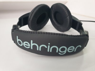 BEHRINGER HEADPHONES HPM1000