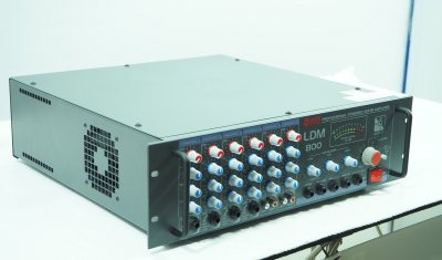 NPE LDM-800 เพาเวอร์มิกเซอร์โมโน ระบบประกาศ 800วัตต์ ไมค์ 4 ช่อง/ 2 AUX AC/DC