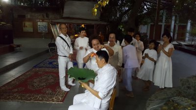 คณะบวชใต้ต้นพระศรีมหาโพธิ์, ประเทศอินเดีย (คุณคมกฤษ)