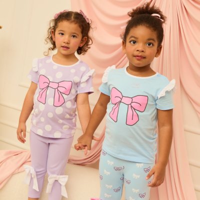 I’m just a girl who love bows