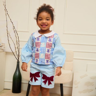 I’m just a girl who love bows