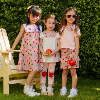 Orchard Apple Playtime