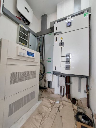 Green Roof 20.46 kW with Energy Storage
