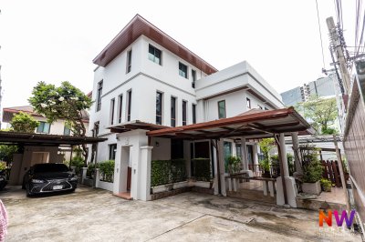 Sukhumvit JSK Mansion