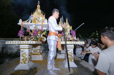 พิธีตั้งศาล อุดมสุข