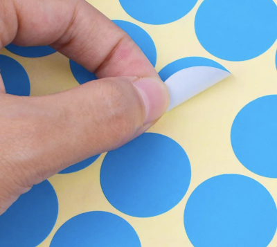 สติ๊กเกอร์วงกลม 10 mm. (หรือ 1 cm.) เขียนทับได้ [1 แผ่น มี 165 ดวง]