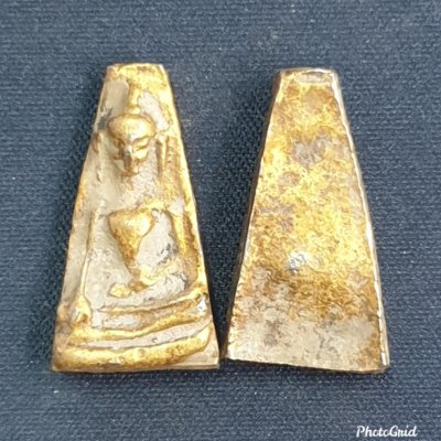 พระผงสุพรรณเนื้อชินทอง กรุดอยไซ