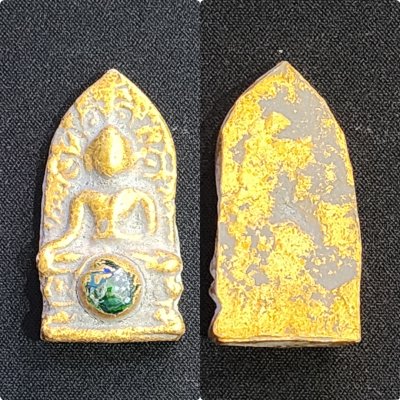 พระยอดขุนพล เนื้อชิน เม็ดพระธาตุ