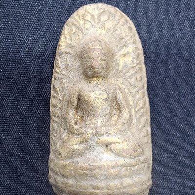 พระลือหน้ายักษ์ เนื้อดิน