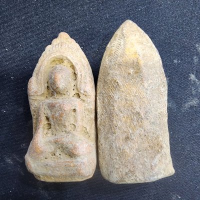พระลือโขงซุ้มเรือนแก้วเนื้อดิน