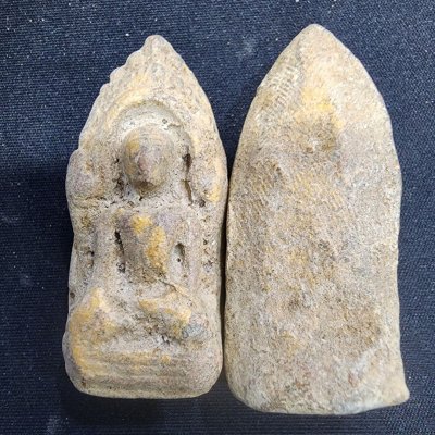 พระลือโขงซุ้มเรือนแก้วเนื้อดิน