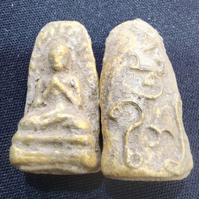พระรอดปางปฐมเทศนา (นะบังภัย) เนื้อชิน กรุดอยไซ4