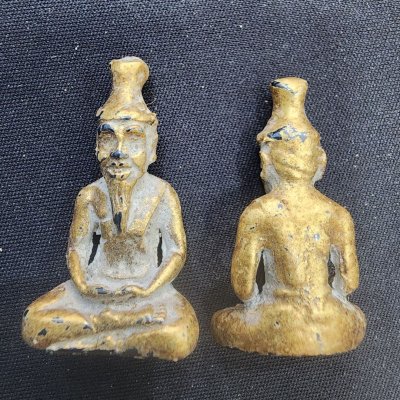 พระฤาษี เนื้อเมฆพัดทอง กรุดอยไซ