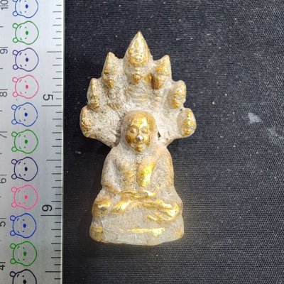 พระหลวงพ่อเงินนาคปรก เนื้อชิน กรุดอยไซ