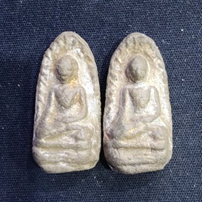 พระรอดเนื้อดิน กรุดอยไซ