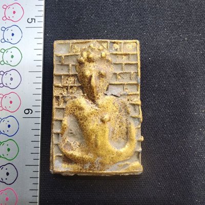 พระสมเด็จเกศไชโยทะลุซุ้ม หลังพระดอยไซ เนื้อชินทอง กรุดอยไซ