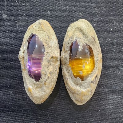 พระสีวลีบนเม็ดพระธาตุ กรุดอยไซ