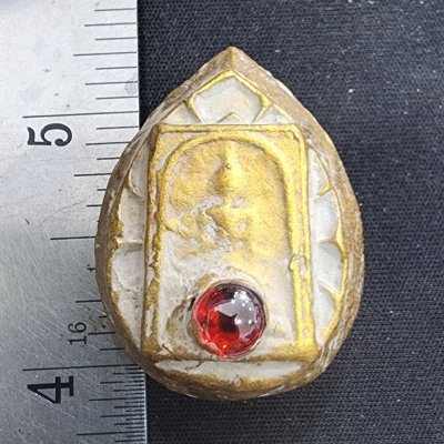 พระสมเด็จ หลังเม็ดพระธาตุ กรุดอยไซ