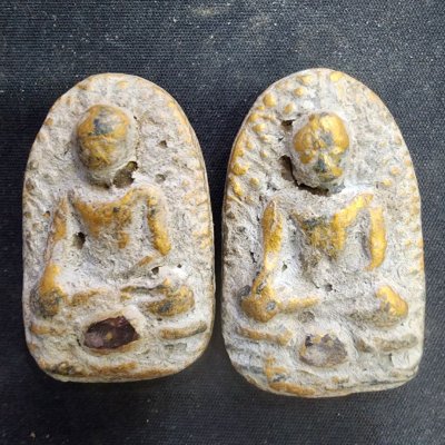 พระเปิมสองหน้าเนื้อชิน เม็ดพระธาตุ กรุดอยไซ1