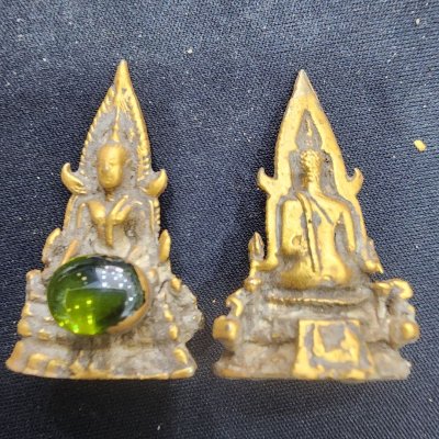 พระพุทธชินราชเนื้อชิน เม็ดพระธาตุ กรุดอยไซ