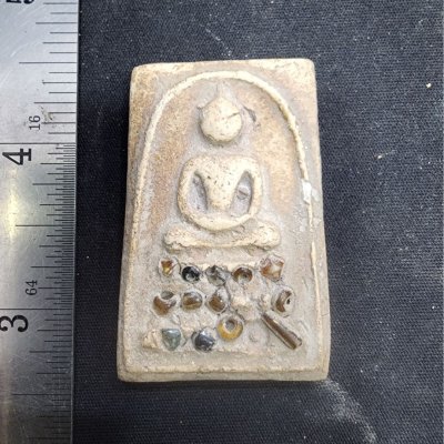 พระสมเด็จเนื้อดิน กรุดอยไซ
