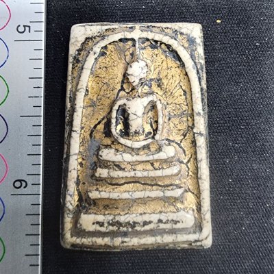 พระสมเด็จเนื้อดิน กรุดอยไซ