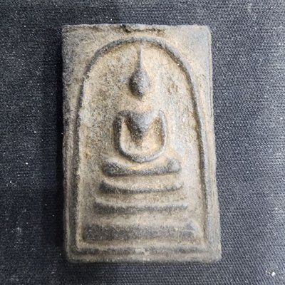 พระสมเด็จเนื้อดิน กรุดอยไซ