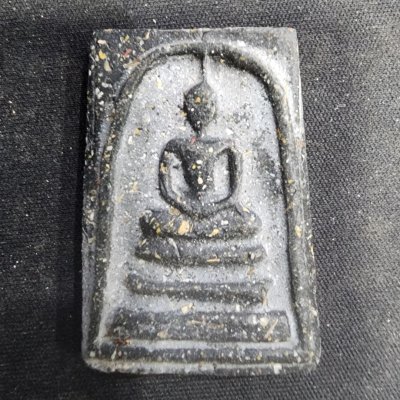 พระสมเด็จเนื้อดิน กรุดอยไซ