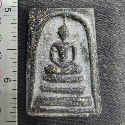 พระสมเด็จเนื้อดิน กรุดอยไซ
