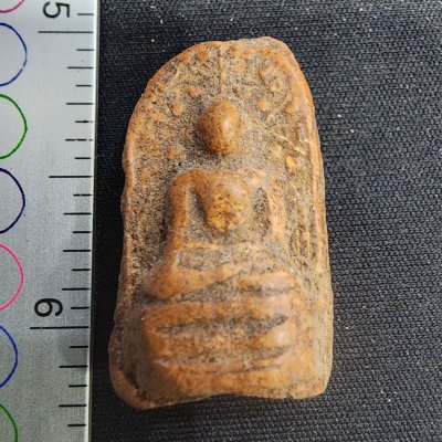 พระคงเนื้อดิน กรุดอยไซ