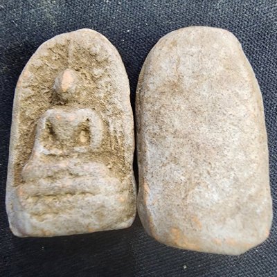 พระคงทรงเทวดาเนื้อดิน กรุดอยไซ