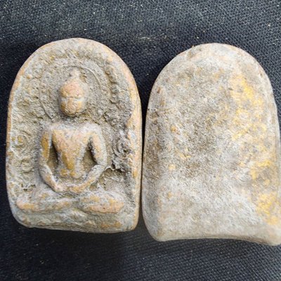พระซุ้มกอปางตรัสรู้เนื้อดิน กรุดอยไซ