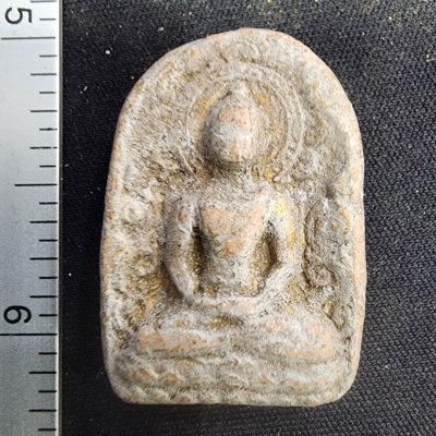 พระซุ้มกอปางตรัสรู้เนื้อดิน กรุดอยไซ
