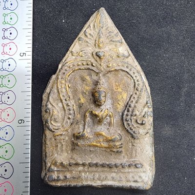 พระนารายณ์ซุ้มนาคเนื้อชิน กรุดอยไซ