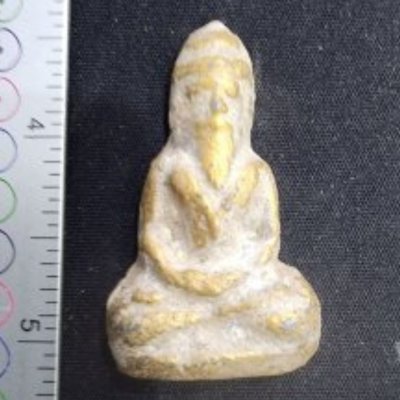 พระฤาษีเนื้อชิน กรุดอยไซ
