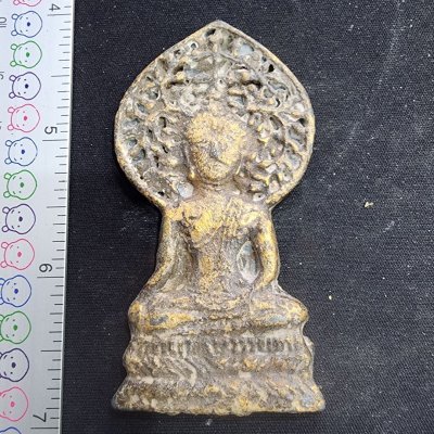 พระยอดขุนพลปรกโพธิ์ เนื้อชิน กรุดอยไซ