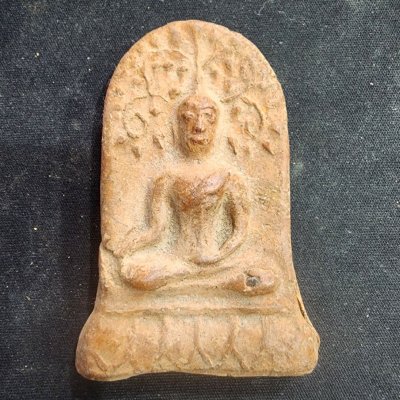 พระยอดขุนพลปรกโพธิ์ เนื้อดิน กรุดอยไซ