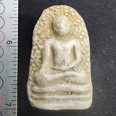 พระเปิมเนื้อดิน (ฤาษีพุทธ) กรุดอยไซ