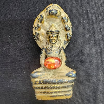 พระนาคปรกเนื้อเมฆพัด เม็ดพระธาตุ กรุดอยไซ