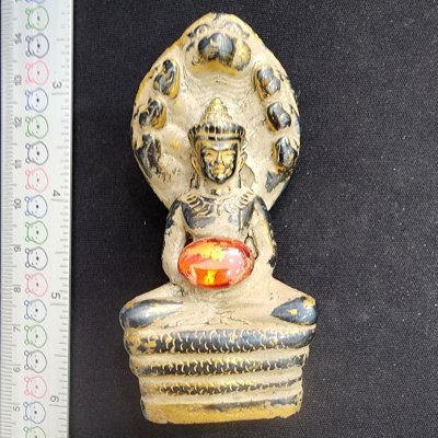 พระนาคปรกเนื้อเมฆพัด เม็ดพระธาตุ กรุดอยไซ