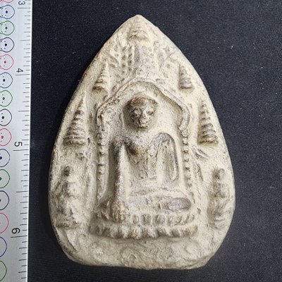 พระสามหอมเนื้อดิน กรุดอยไซ