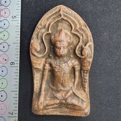 พระยอดขุนพลเนื้อดิน กรุดอยไซ