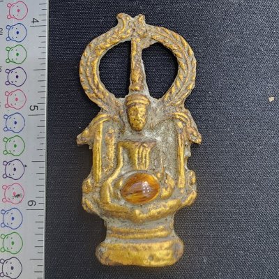 พระปรกโพธิ์เนื้อชินทอง เม็ดพระธาตุ กรุดอยไซ