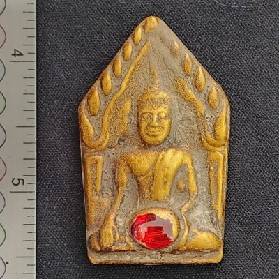 พระยอดขุนพลเนื้อชินทอง เม็ดพระธาตุ กรุดอยไซ